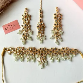 Blooming Flower (Pista Green)