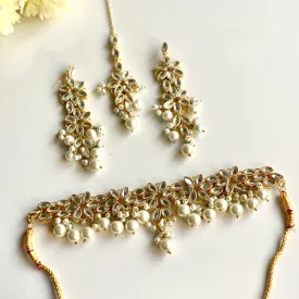 Blooming Flower (White)