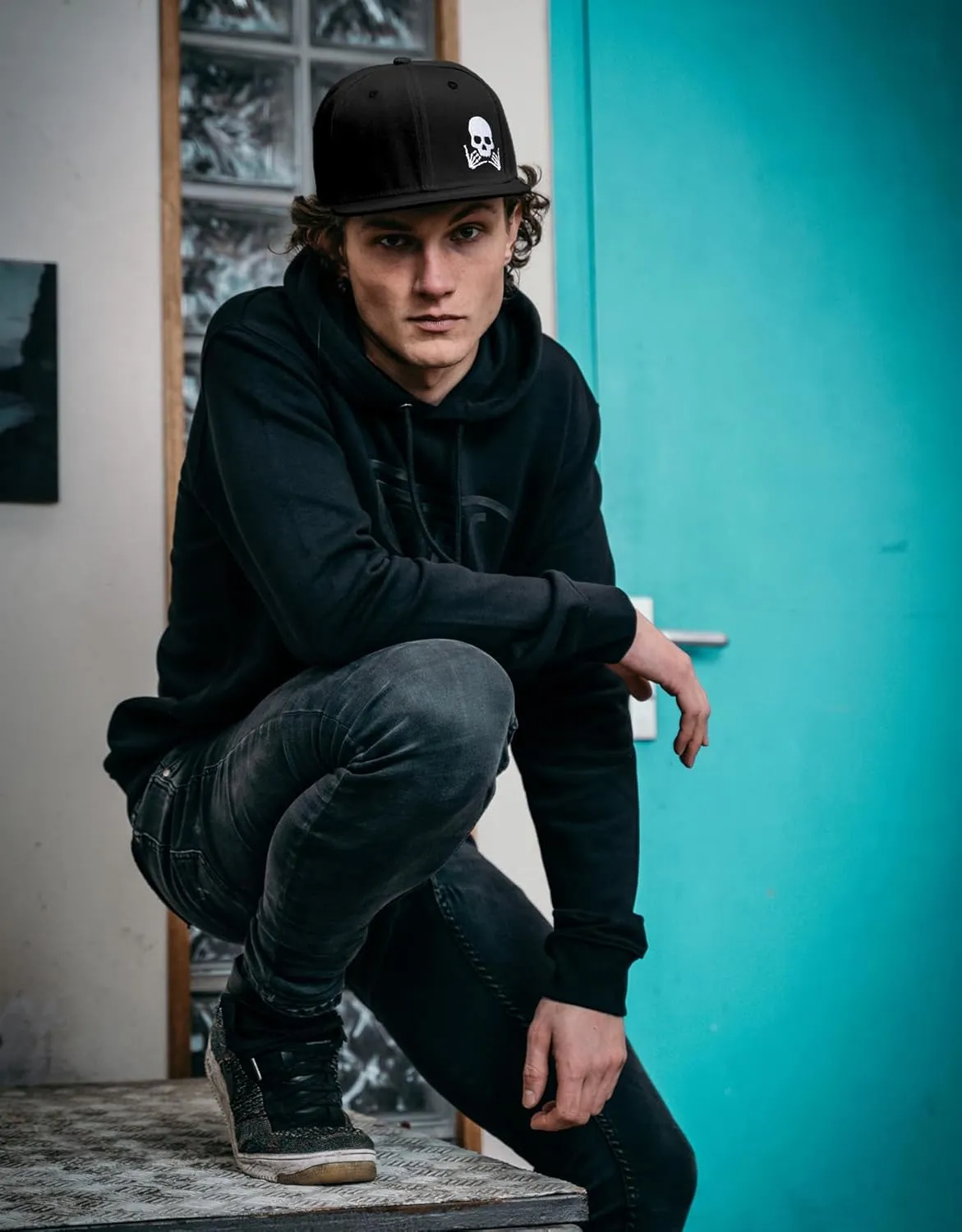 Gothic Skeleton Hand Flat Brim Hat Embroidery Skull Finger Cap Adjustable Snapback