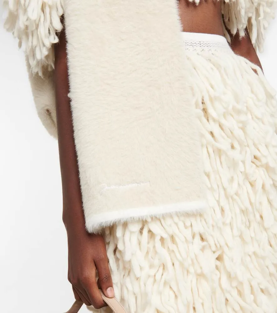 L'écharpe Neve Jacquemus scarf, beige