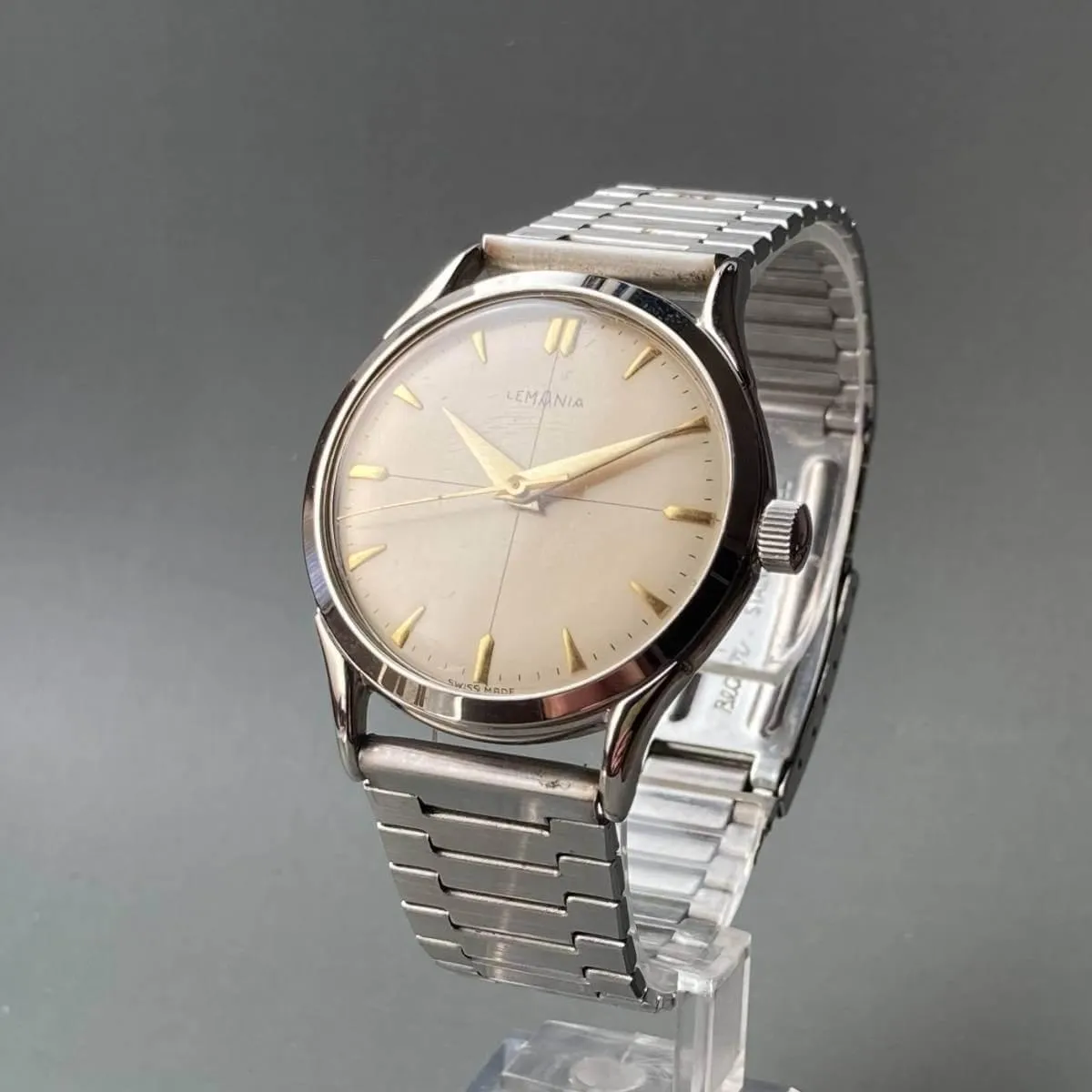 Lemania Wristwatch Antique Hand Winding Men's 34mm Vintage Military Male