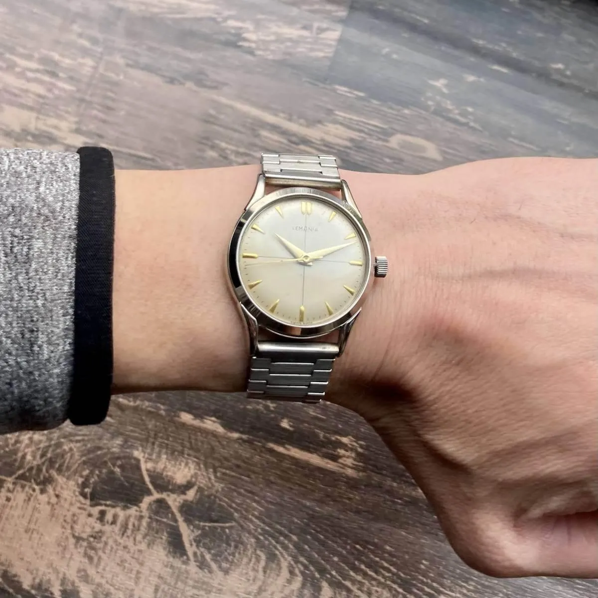 Lemania Wristwatch Antique Hand Winding Men's 34mm Vintage Military Male
