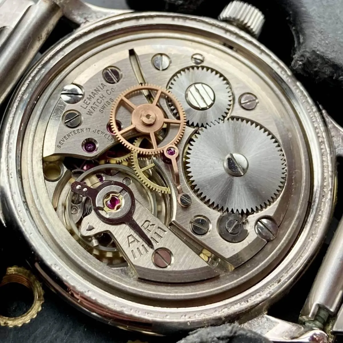 Lemania Wristwatch Antique Hand Winding Men's 34mm Vintage Military Male