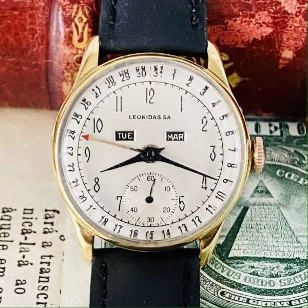 Leonidas Watch Smoseco Triple Calendar Manual 1950's Men's Women's Vintage