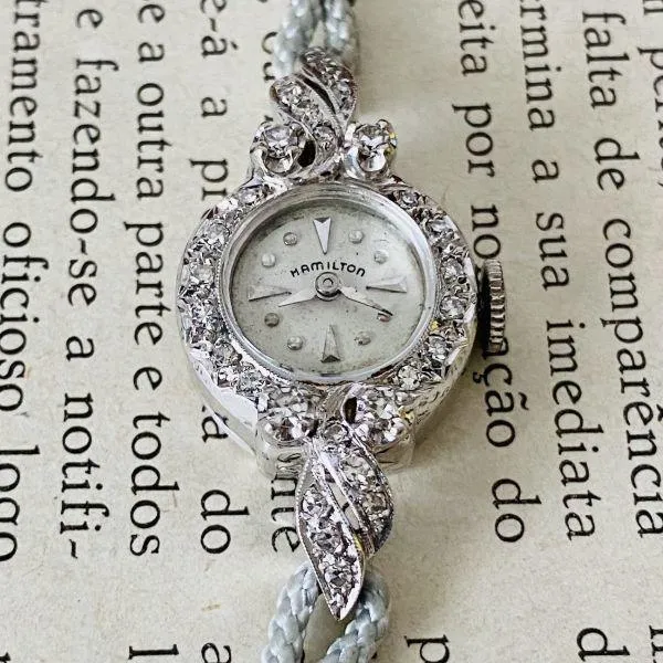 Vintage Hamilton Womens Luxury Manual Winding Watch - 14K Diamond-Studded Bracelet Cocktail Watch with Crystal Accents
