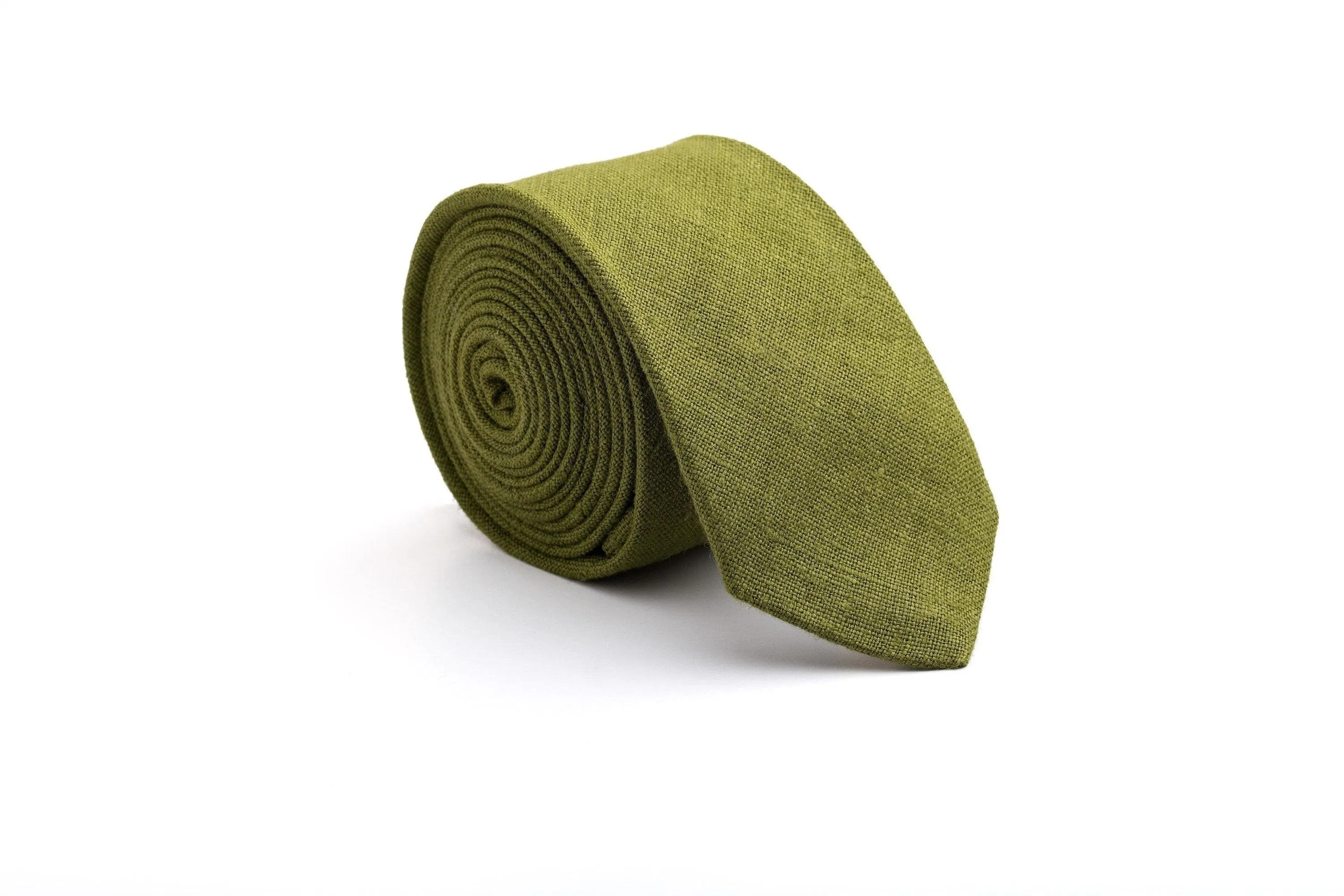 Moss Linen Men's Skinny Ties: Ideal Wedding Attire and Groomsmen Gift