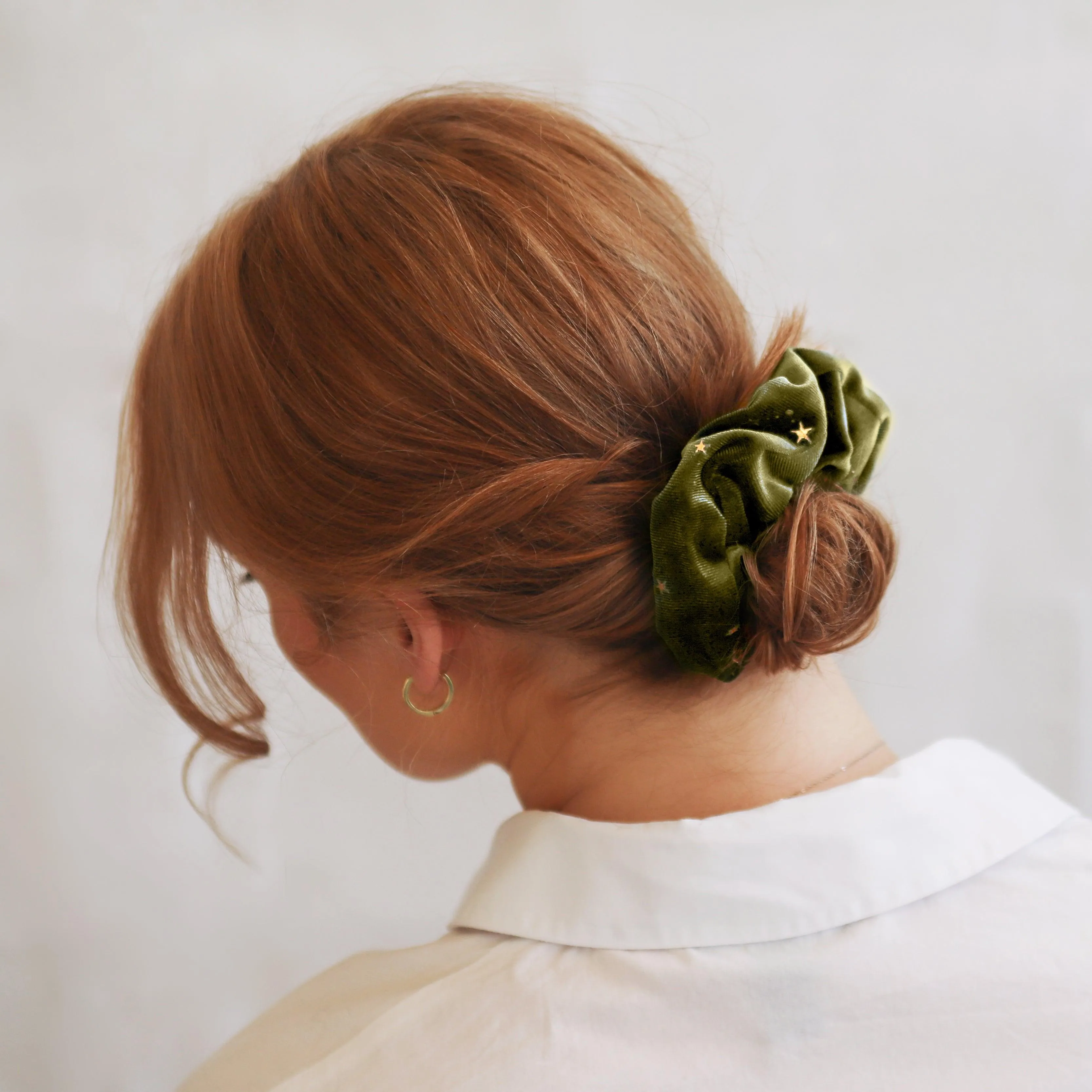 Stella Velvet Star Hair Scrunchie - Green