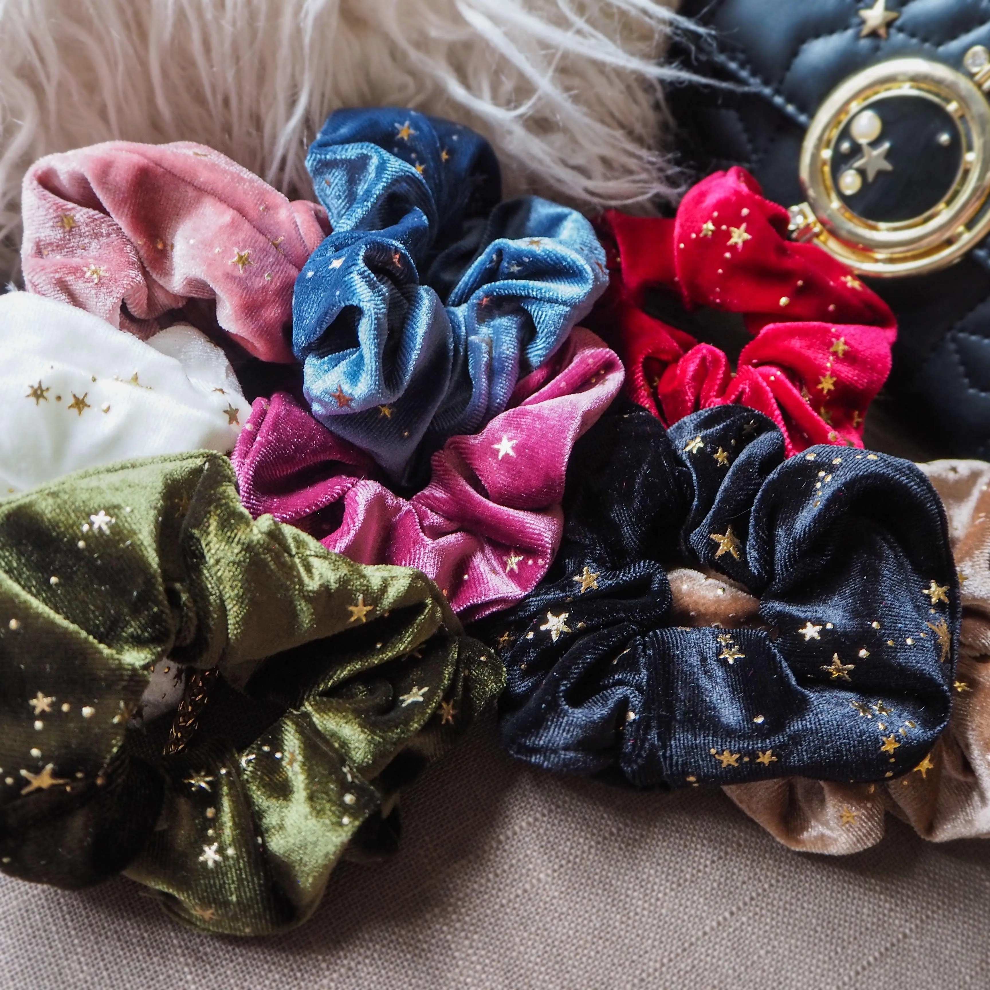 Stella Velvet Star Hair Scrunchie - Green