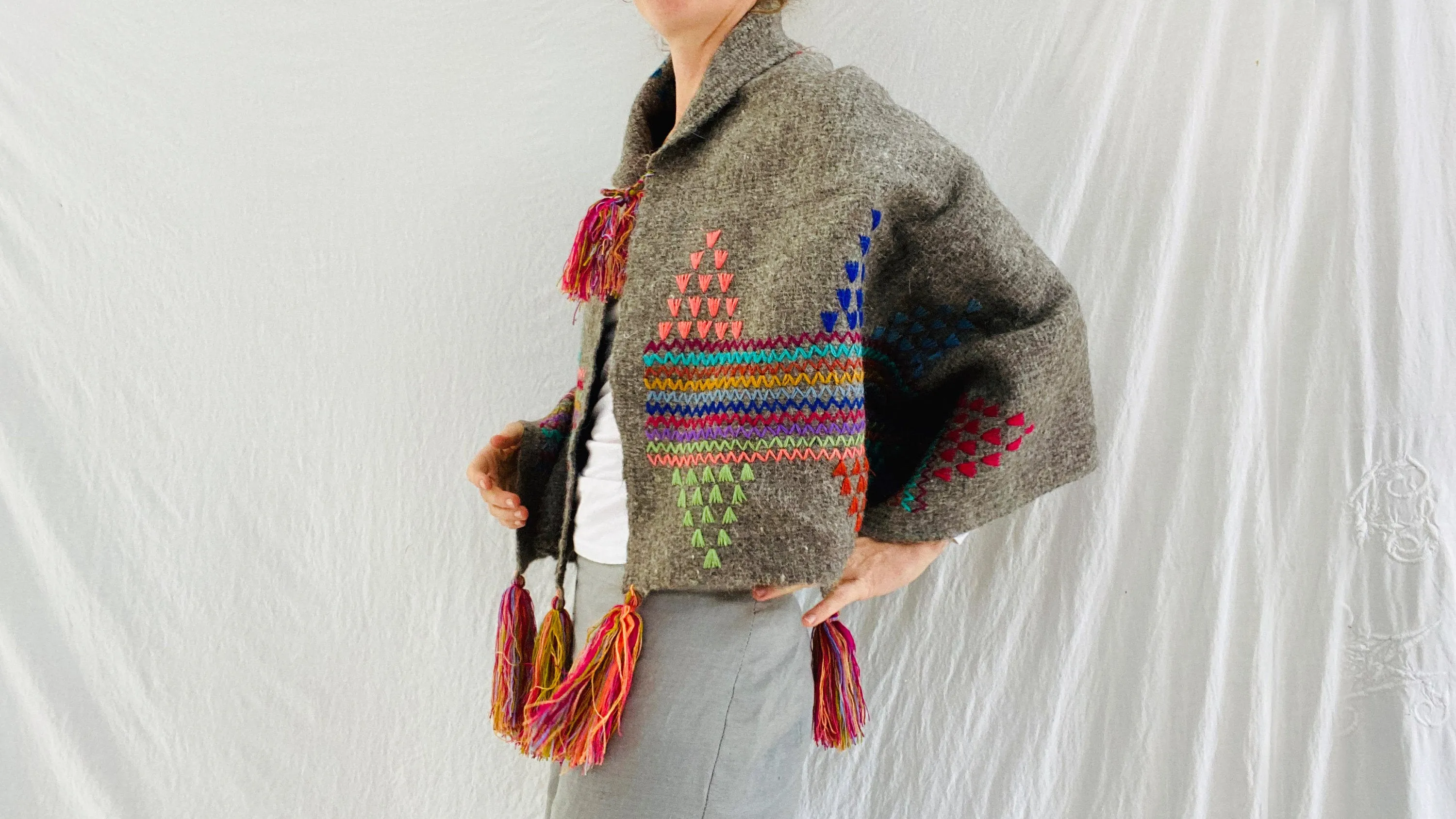 Wool Shawl. Embroidered & Tassels. Mayan. Chamula. Mexico